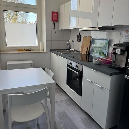Freshly Renovated City Apartments Essen Kitchen Wifi Near Duesseldorf Airport Εξωτερικό φωτογραφία