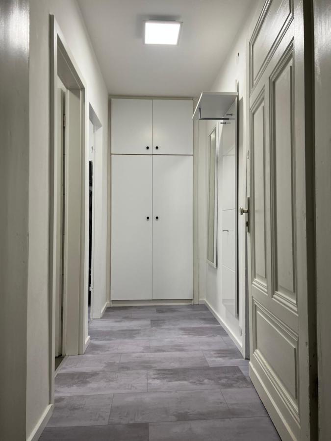Freshly Renovated City Apartments Essen Kitchen Wifi Near Duesseldorf Airport Εξωτερικό φωτογραφία